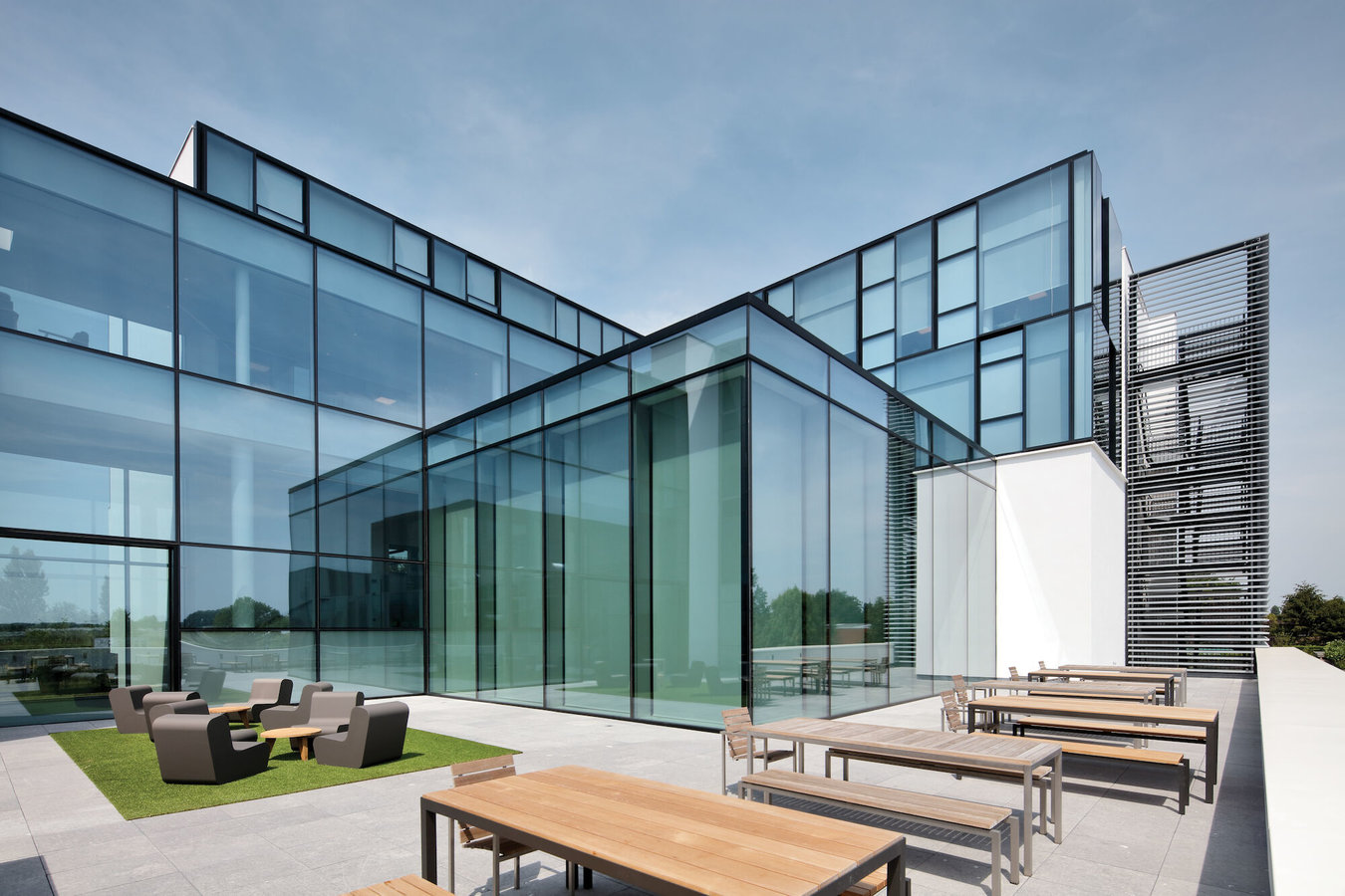 Reynaers Campus - Experience Centre with MasterLine 8 windows